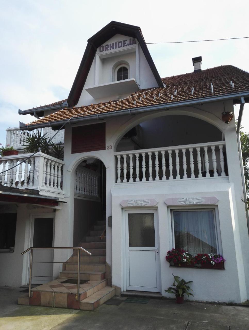 Prenociste Orhideja Otel Odžak Dış mekan fotoğraf