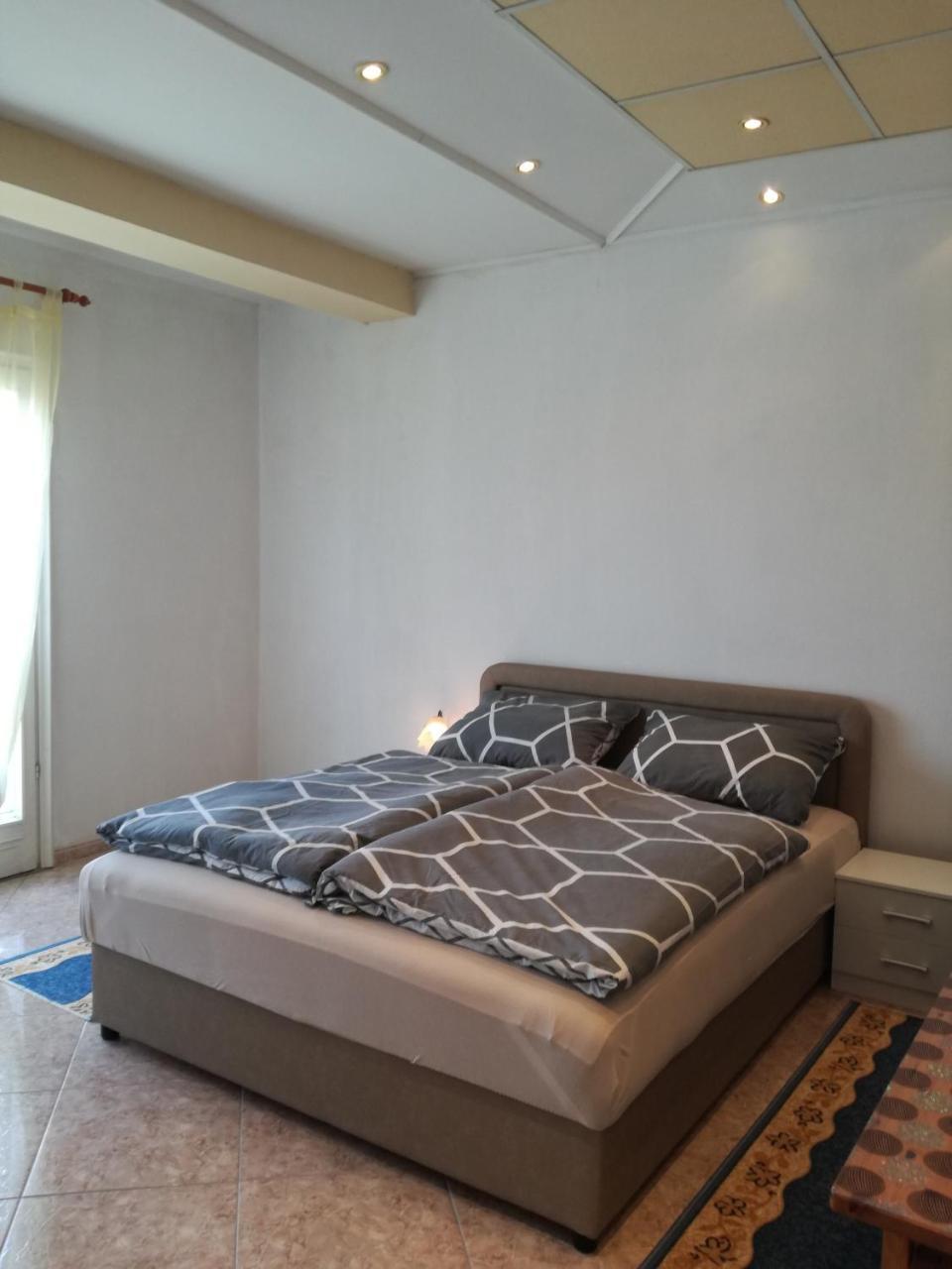 Prenociste Orhideja Otel Odžak Dış mekan fotoğraf